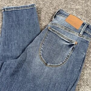 Judy Blue Jeans Women's 9/29 Slim Fit Distressed Denim Stretch JB82549DK